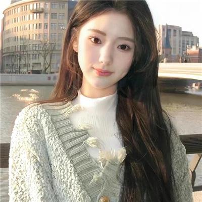 蓝天使 海报